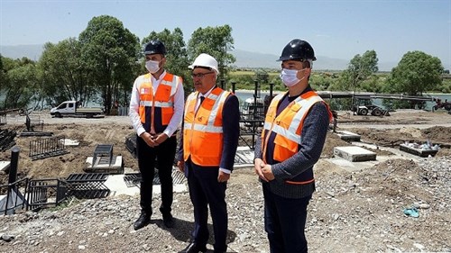 Vali Doç. Dr. İlker Gündüzöz’ün Murat Nehri Çevresi Tematik Rekrasyon Alanı ve Peyzaj Projesi Hakkında Basın Açıklaması