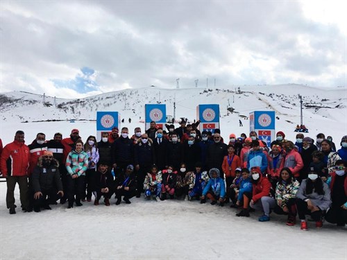Kayaklı Koşu Grup Şampiyonası’nda Sporcularımızdan Büyük Başarı