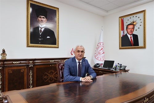 Valimiz Sayın Avni Çakır’ın  "29 Ekim Cumhuriyet Bayramı" Kutlama Mesajı